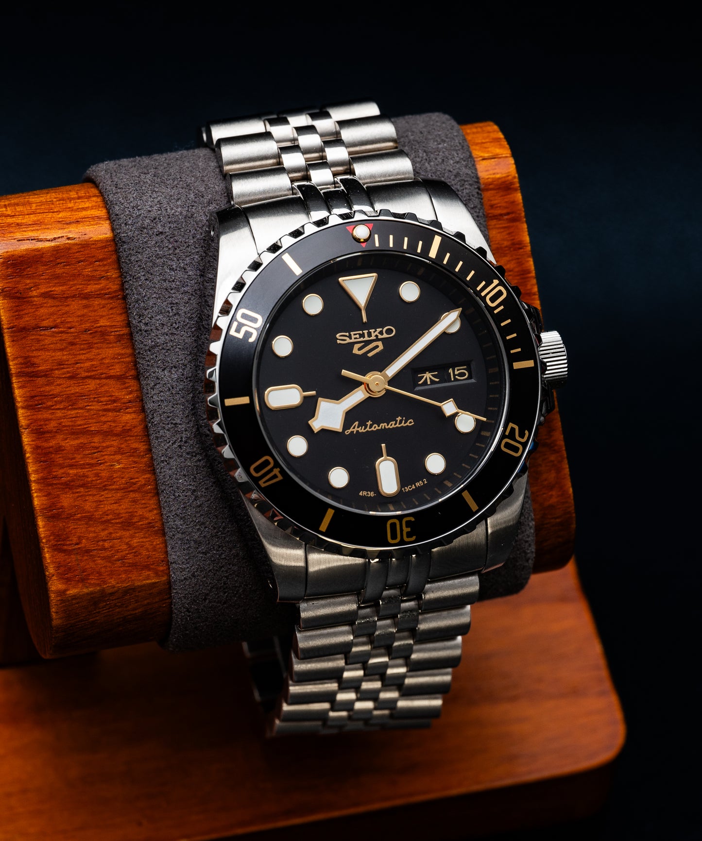 The Sub Edition Black B Black&Gold