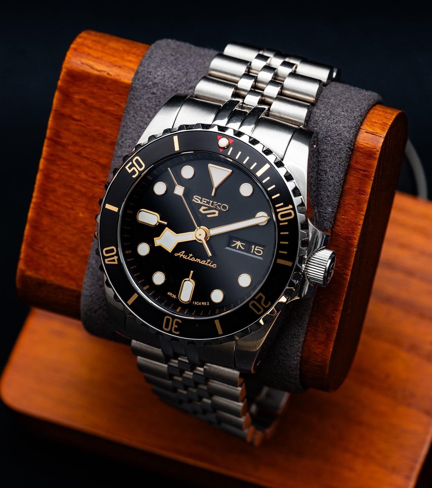 The Sub Edition Black B Black&Gold