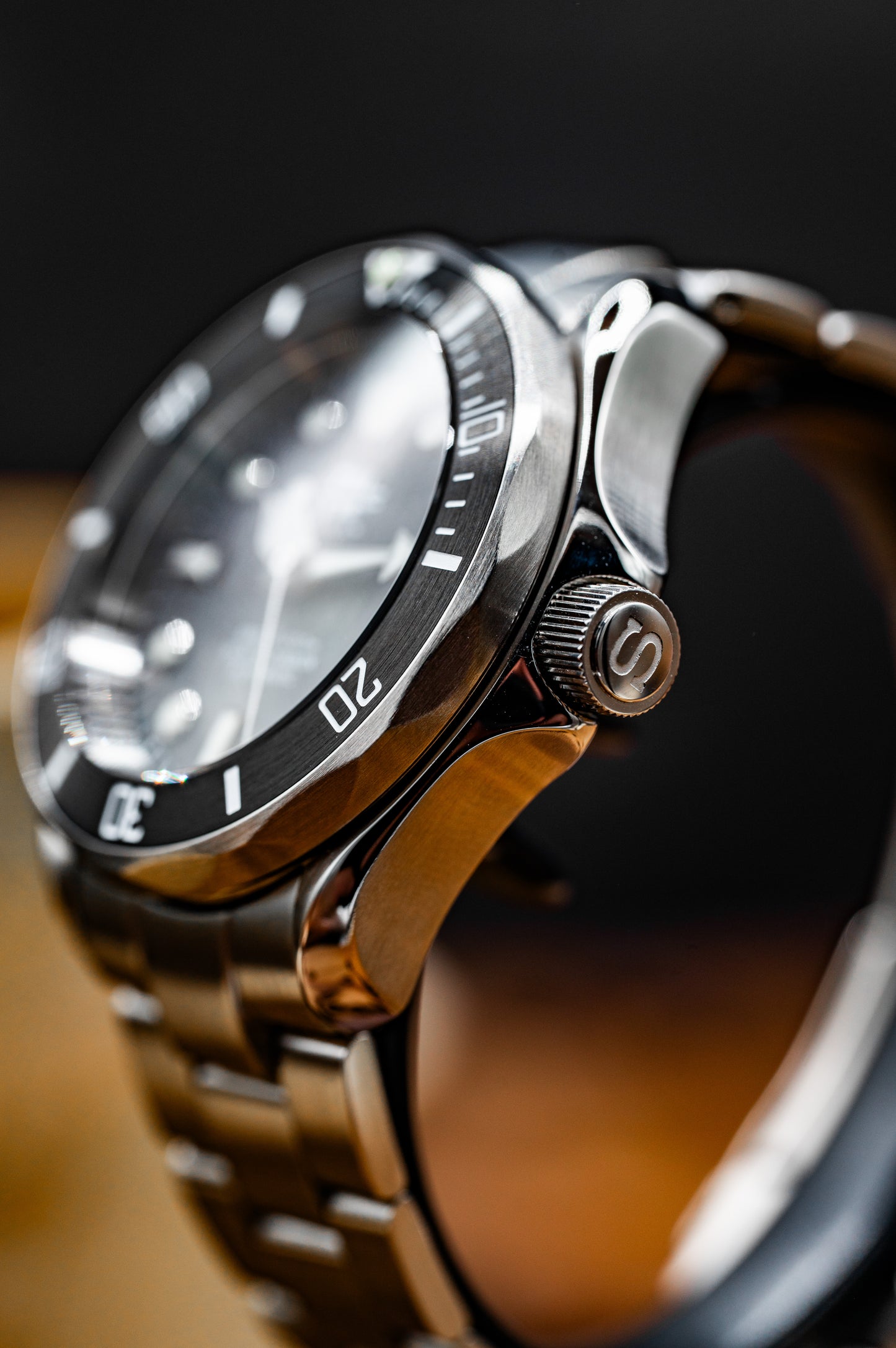 La Black Nautic Carbon by FWC