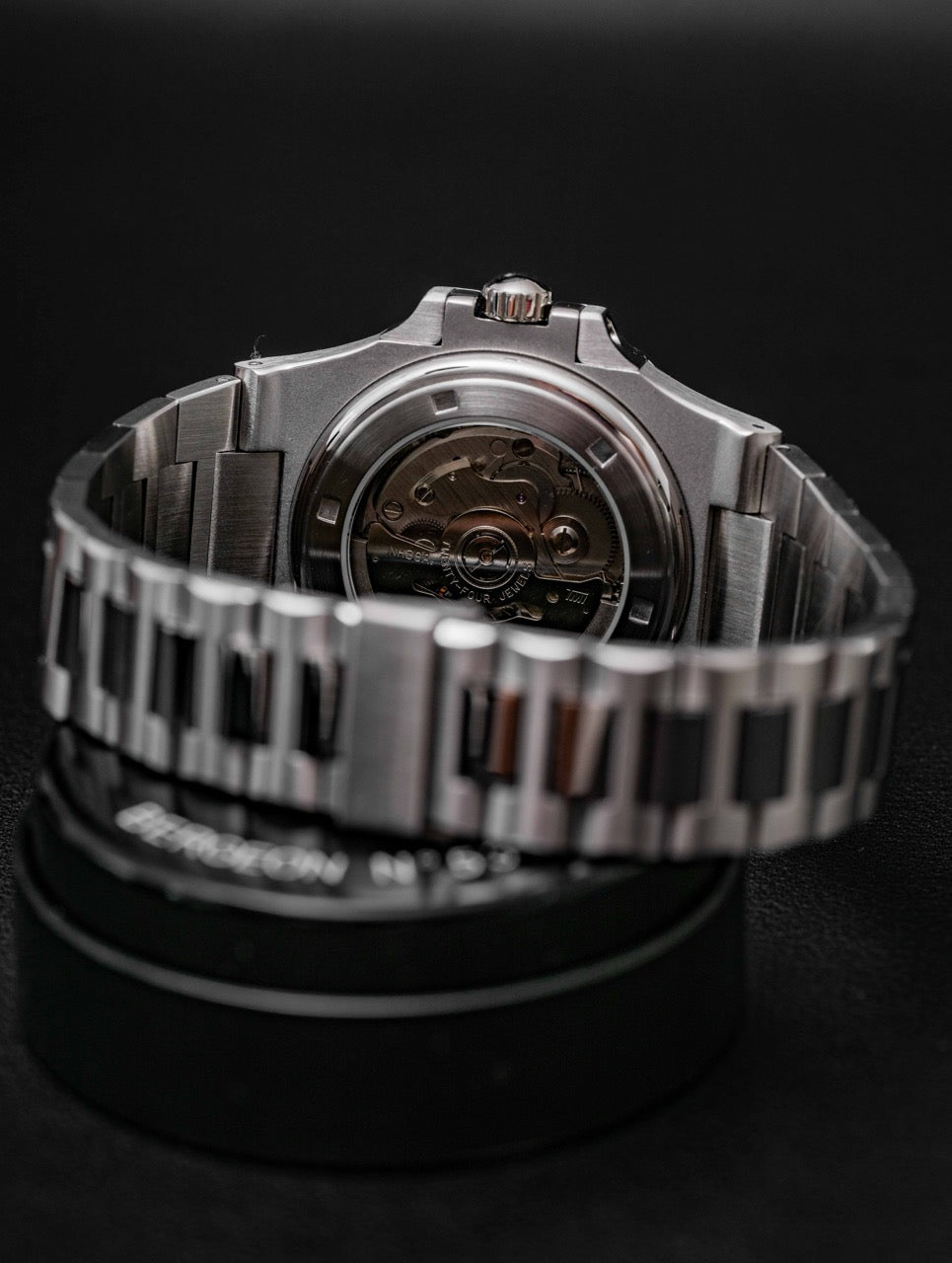 La Classic Naut Edition Black open heart