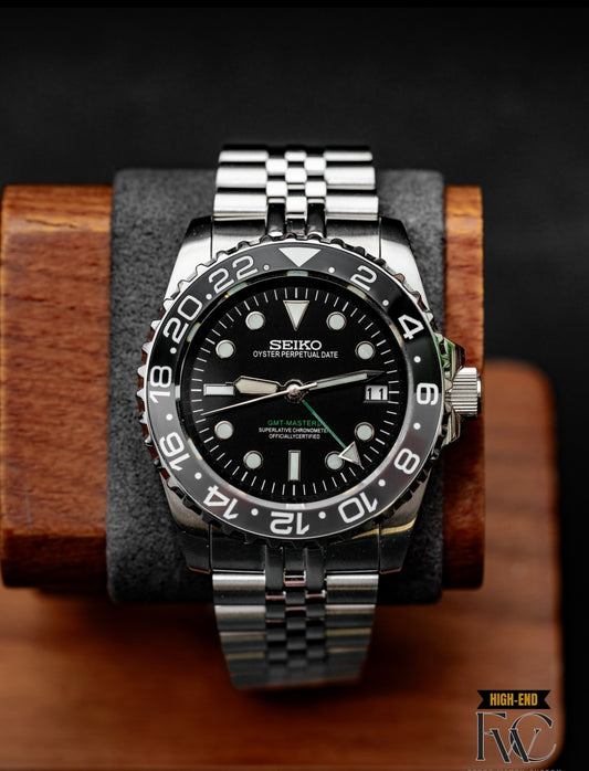 La Sub GMT Edition Bruce Wayne